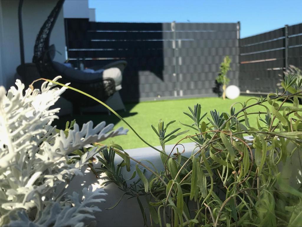 Hedonist-Luxury 2 Bedroom Apartment With Private Hot Tub, Garden And Free Parking Trogir Bagian luar foto